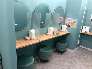 Aya Beauty and Family Clinic@r[IÉƂ̈Ⴂ́Hir[eB[ Ah t@~[ NjbNj